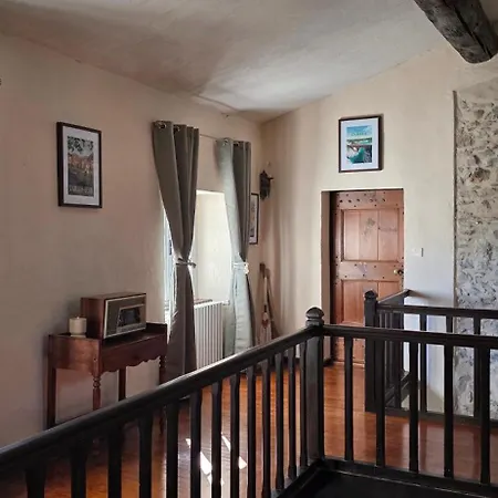 L'oustal Des Rameaux 3*