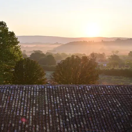 L'oustal Des Rameaux Bed & Breakfast Brissac