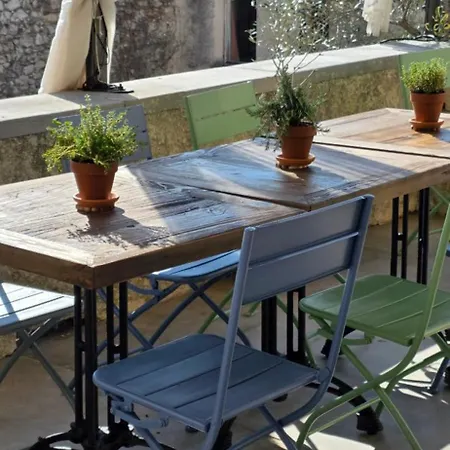 L'oustal Des Rameaux Bed & Breakfast 3*