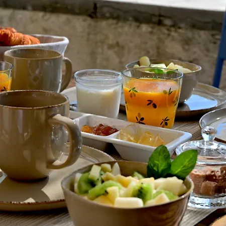 L'oustal Des Rameaux Bed & Breakfast 3*