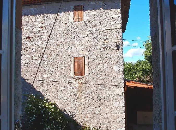 Oda ve Kahvaltı L'Oustal Des Rameaux 3*