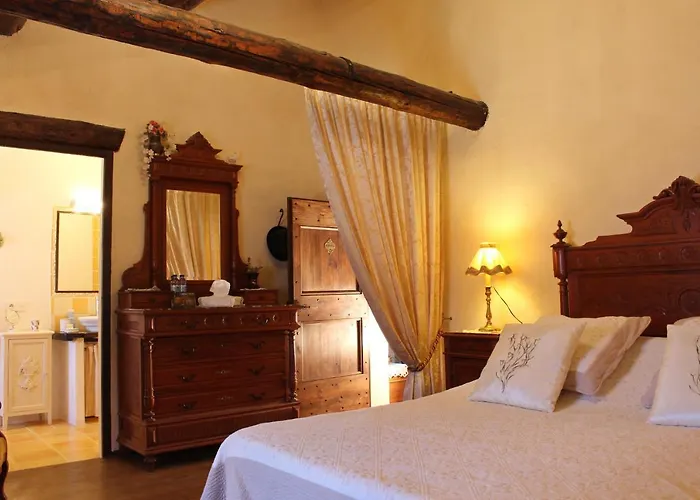 Oda ve Kahvaltı L'Oustal Des Rameaux Brissac