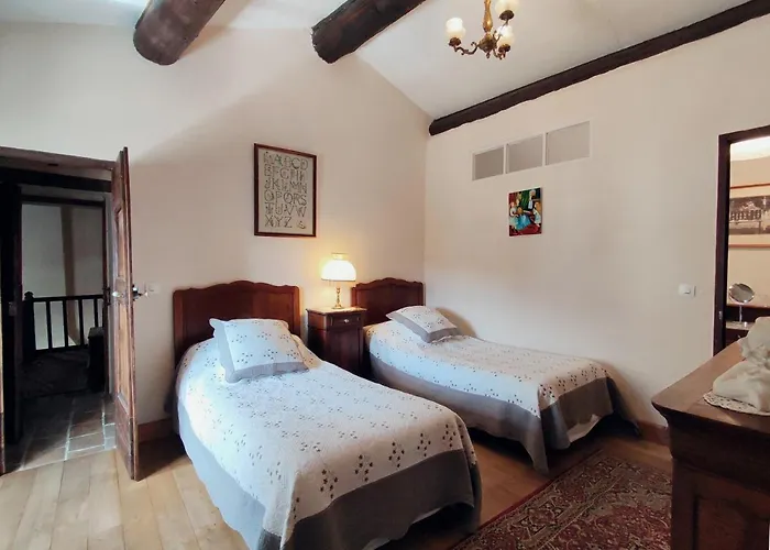 Oda ve Kahvaltı L'Oustal Des Rameaux 3*