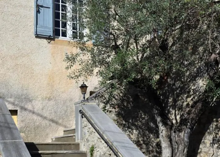 L'oustal Des Rameaux 3*